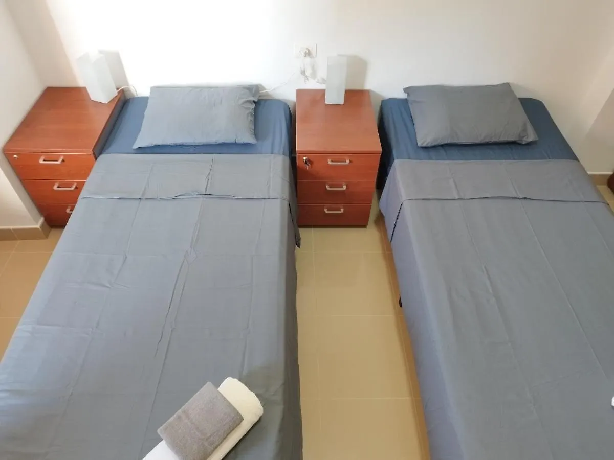 Vivienda Vacacional Compartida Radazul Bed & Breakfast