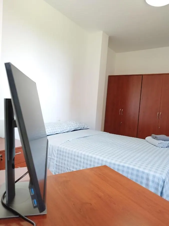 Vivienda Vacacional Compartida Radazul Bed & Breakfast Spain
